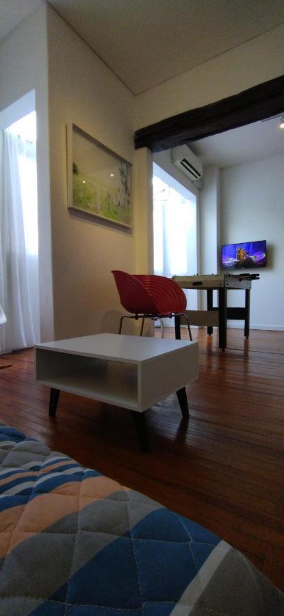 Villa House With Large Terrace, Jacuzzi And Gated Parking For One Car Montevideo Exterior foto