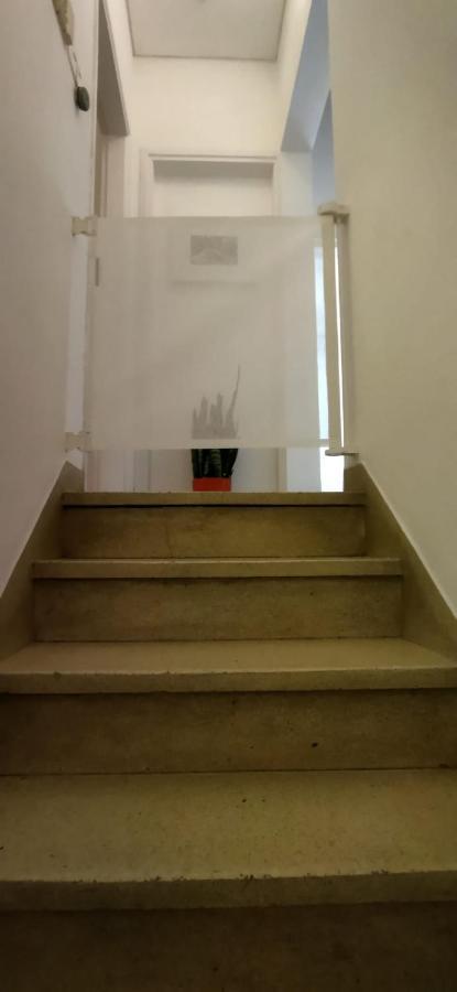 Villa House With Large Terrace, Jacuzzi And Gated Parking For One Car Montevideo Exterior foto